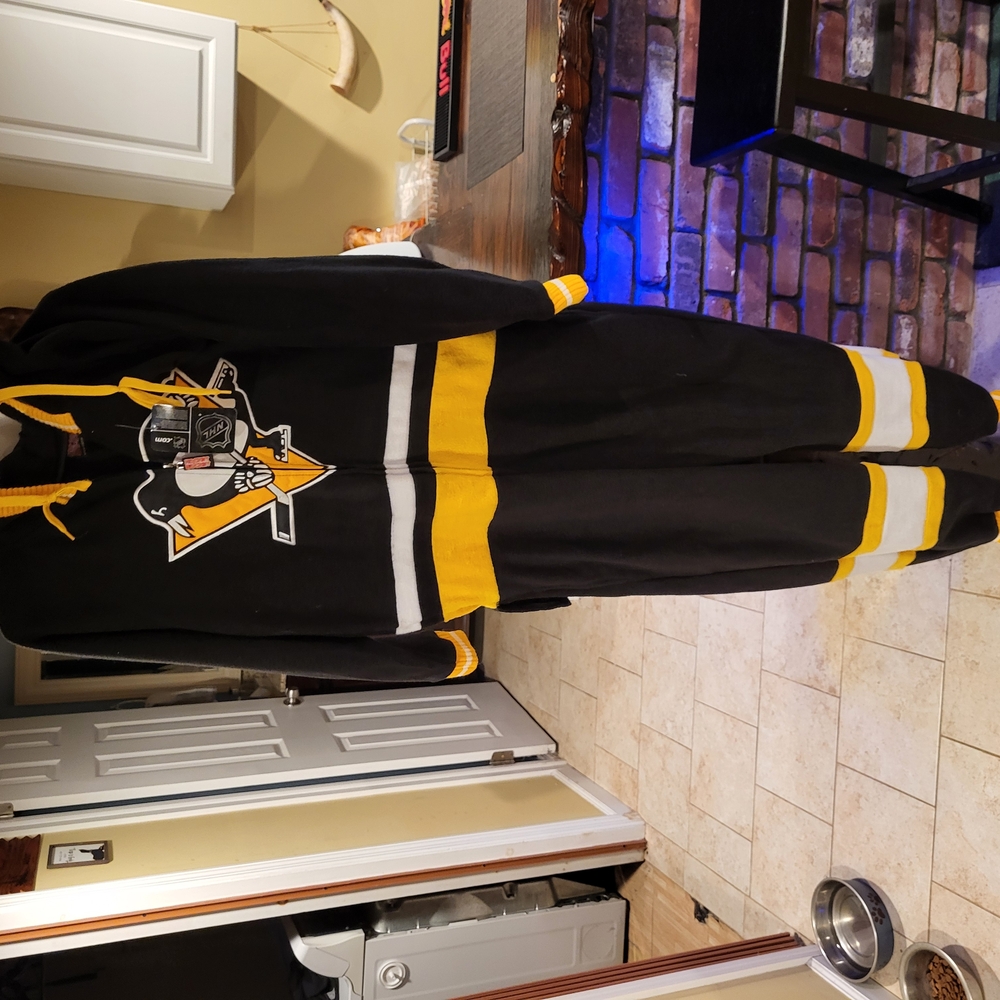 Pittsburgh Penguins Black and Yellow Onesie